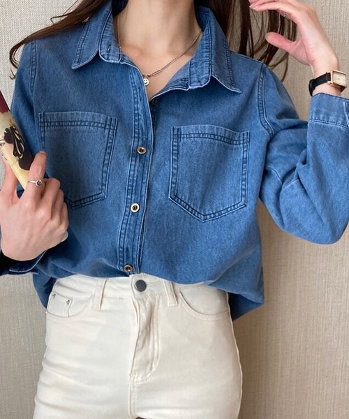 Amulet(アミュレット)の「さわやかな色合いでコーデを明るく! デニム風ベーシックシャツ(シャツ/ブラウス・レディース・ブルー/ライトブルー・XL/L/M/S)」の19枚目の写真