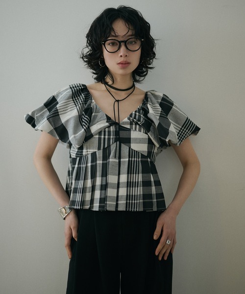LAULEN（ローレン）の「check balloon sleeve blouse /チェック柄バルーンスリーブ半袖ブラウス（シャツ/ブラウス・レディース・ブラック×ホワイト・FREE）」の4枚目の写真