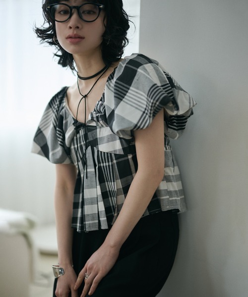 LAULEN（ローレン）の「check balloon sleeve blouse /チェック柄バルーンスリーブ半袖ブラウス（シャツ/ブラウス・レディース・ブラック×ホワイト・FREE）」の8枚目の写真