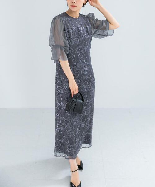 URBAN RESEARCH ROSSO WOMEN(アーバンリサーチ ロッソ)の「『別注』kaene×ROSSO フラワーエンブロイダリードレス(ワンピース・レディース・イエロー/チャコールグレー・36)」の21枚目の写真