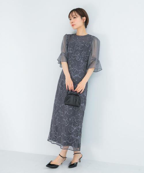 URBAN RESEARCH ROSSO WOMEN(アーバンリサーチ ロッソ)の「『別注』kaene×ROSSO フラワーエンブロイダリードレス(ワンピース・レディース・イエロー/チャコールグレー・36)」の20枚目の写真