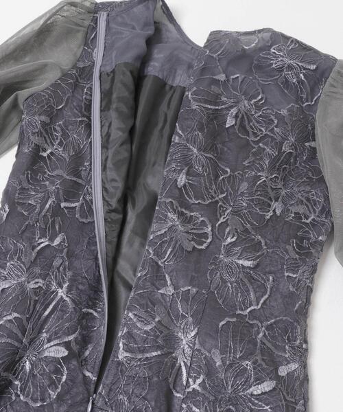 URBAN RESEARCH ROSSO WOMEN(アーバンリサーチ ロッソ)の「『別注』kaene×ROSSO フラワーエンブロイダリードレス(ワンピース・レディース・イエロー/チャコールグレー・36)」の16枚目の写真