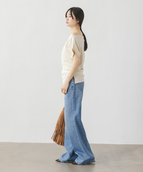 CLOSED(クローズド)の「《NOBLE別注カラー》CLOSED/クローズド Off Shoulder top(Tシャツ/カットソー・レディース・アイボリー/ブラウン・SMALL)」の12枚目の写真