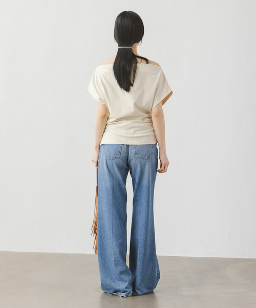CLOSED(クローズド)の「《NOBLE別注カラー》CLOSED/クローズド Off Shoulder top(Tシャツ/カットソー・レディース・アイボリー/ブラウン・SMALL)」の13枚目の写真
