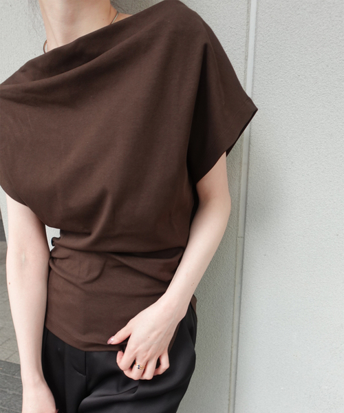 CLOSED(クローズド)の「《NOBLE別注カラー》CLOSED/クローズド Off Shoulder top(Tシャツ/カットソー・レディース・アイボリー/ブラウン・SMALL)」の14枚目の写真