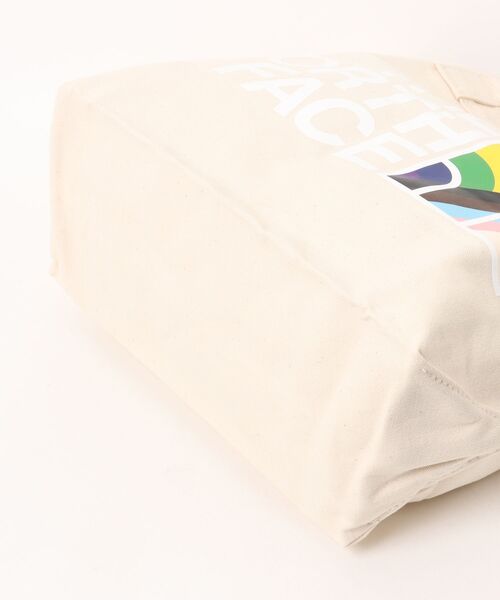 B.I.D.(ビーアイディー)の「THE NORTH FACE / ノースフェイス / PRIDE TOTE ロゴトートバッグ ユニセックス NF0A52UF(トートバッグ・レディース・ナチュラル・FREE)」の3枚目の写真