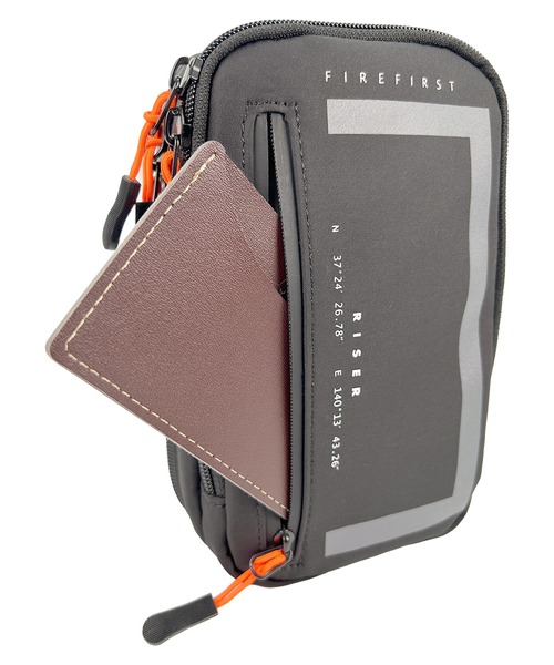 FIRE FIRST（ファイヤーファースト）の「[FIRE FIRST]ファイヤーファースト/多機能2WAY ミニショルダー/スマホポーチ/縦型（ショルダーバッグ・メンズ・ダークグレー/アイボリー/ブラック・FREE）」の6枚目の写真