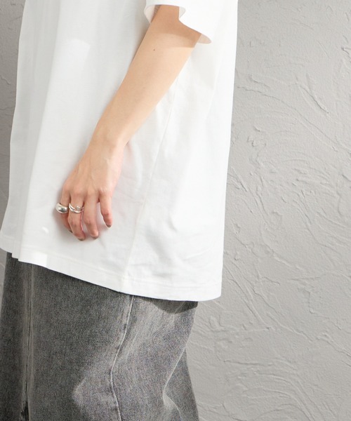 LACOSTE（ラコステ）の「[LACOSTE/ラコステ] エンボスロゴ ショートスリーブTシャツ（Tシャツ/カットソー・レディース・ホワイト/ネイビー・L/M/S）」の20枚目の写真