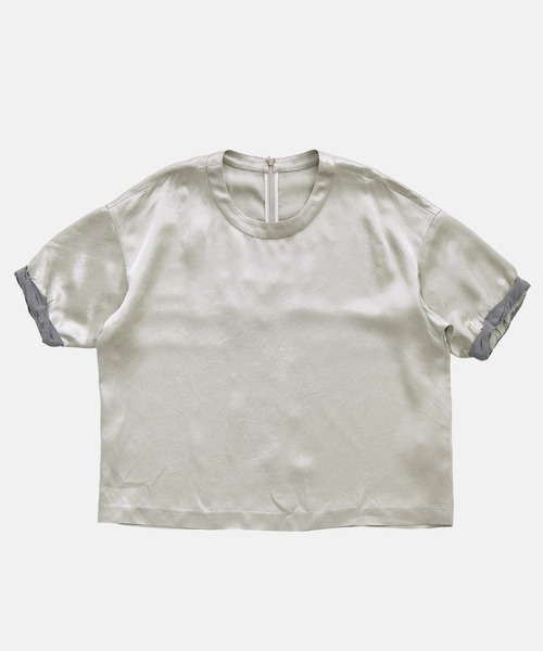 LE CIEL BLEU(ルシェルブルー)の「サテンロールアップスリーブトップ / Satin Roll-Up Sleeve Top(シャツ/ブラウス・レディース・ゴールド/ブラック・36)」の18枚目の写真