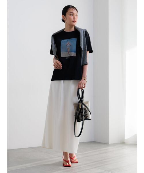 Te chichi(テチチ)の「マリリンモンロービーチフォトTシャツ(Tシャツ/カットソー・レディース・オフホワイト/ブラック・F)」の5枚目の写真