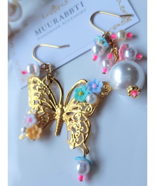 VIBGYOR（ヴィブジョー）の「【MUURABBTI】蝶々の春ピアス(MA)（ピアス（両耳用）・レディース・ゴールド・FREE）」の2枚目の写真