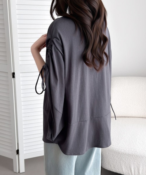 ABITOKYO(アビトーキョー)の「袖ドロストギャザードルマンポンチョプルオーバー(Tシャツ/カットソー・レディース・チャコールグレー/ブルー/ベージュ・FREE)」の22枚目の写真