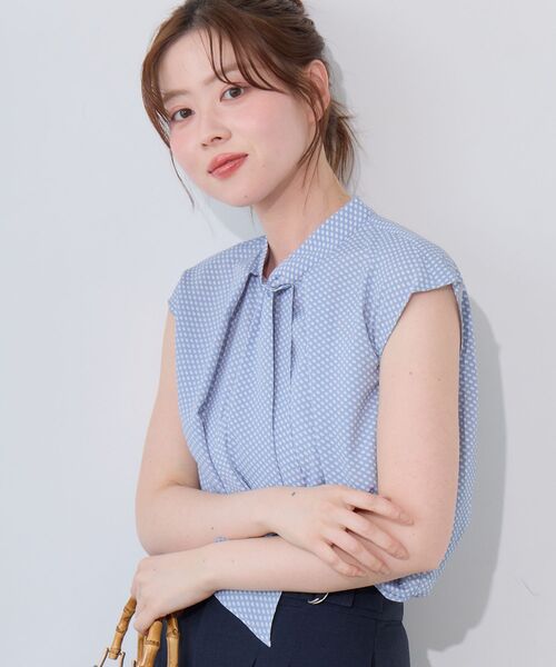 le.coeur blanc（ルクールブラン）の「【日本製】幾何柄フレンチタイブラウス（シャツ/ブラウス・レディース・ブルー系その他4/ブルー系その他3・38）」の5枚目の写真