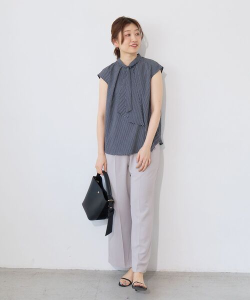 le.coeur blanc（ルクールブラン）の「【日本製】幾何柄フレンチタイブラウス（シャツ/ブラウス・レディース・ブルー系その他4/ブルー系その他3・38）」の17枚目の写真