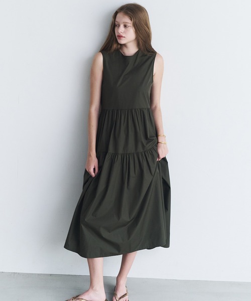 LE CIEL BLEU(ルシェルブルー)の「スリーブレスドレスw/ボウディテール / Sleeveless Dress w/Bow Detail(ワンピース・レディース・カーキ/ブルー/ブラック・36/38)」の2枚目の写真