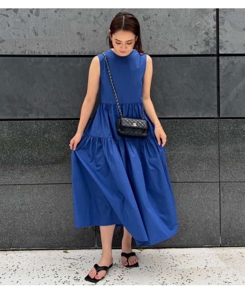 LE CIEL BLEU(ルシェルブルー)の「スリーブレスドレスw/ボウディテール / Sleeveless Dress w/Bow Detail(ワンピース・レディース・カーキ/ブルー/ブラック・36/38)」の3枚目の写真