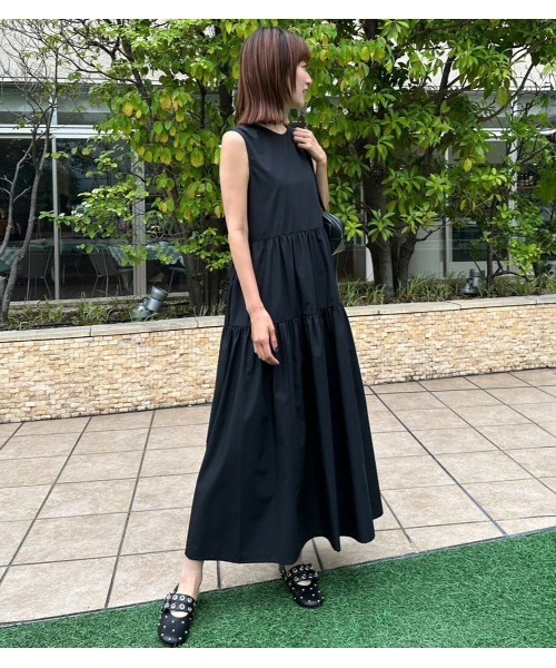 LE CIEL BLEU(ルシェルブルー)の「スリーブレスドレスw/ボウディテール / Sleeveless Dress w/Bow Detail(ワンピース・レディース・カーキ/ブルー/ブラック・36/38)」の1枚目の写真