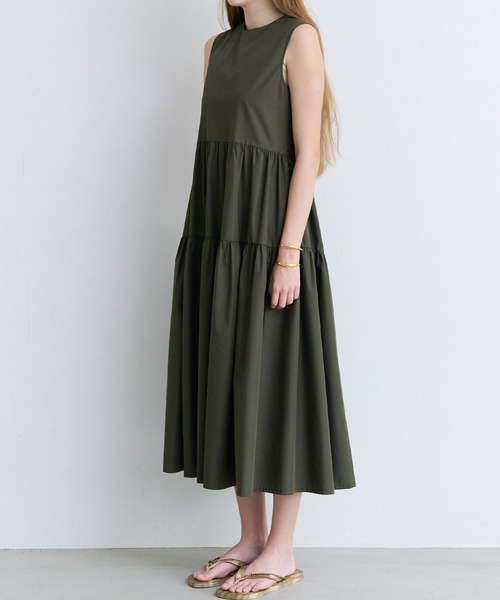 LE CIEL BLEU(ルシェルブルー)の「スリーブレスドレスw/ボウディテール / Sleeveless Dress w/Bow Detail(ワンピース・レディース・カーキ/ブルー/ブラック・36/38)」の13枚目の写真