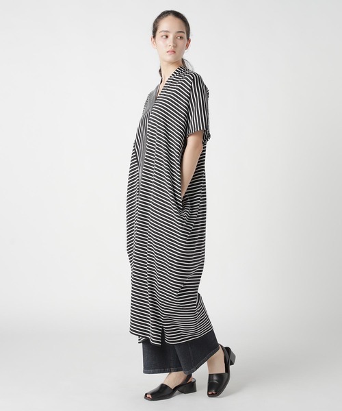 ZUCCa(ズッカ)の「CENTER STRIPE JERSEY / ワンピース(ワンピース・レディース・ブラック/ホワイト・M size)」の6枚目の写真