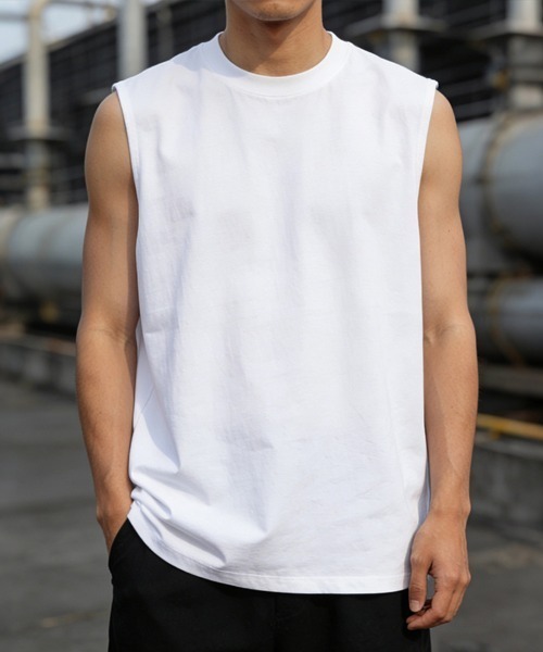 CLOTHY(クロシィ)の「【綿100%の快適な着心地】メンズ コットン100 ノースリーブ Tシャツ(タンクトップ・メンズ・ブラック/オフホワイト・LARGE/MEDIUM)」の11枚目の写真