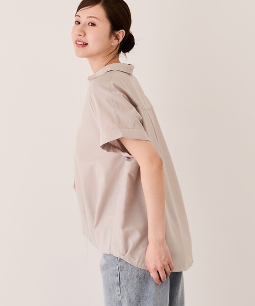 Jayro(ジャイロ)の「裾タック半袖ブラウス(シャツ/ブラウス・レディース・チャコールグレー/ホワイト系その他/ベージュ系その他2/ブルー系その他6/ブラック・M)」の18枚目の写真