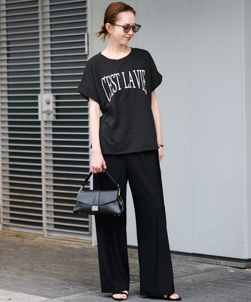 SLOBE IENA（スローブイエナ）の「CEST LA VIE Tシャツ（Tシャツ/カットソー・レディース・ホワイト系その他/ブラック/ホワイト・FREE）」の7枚目の写真