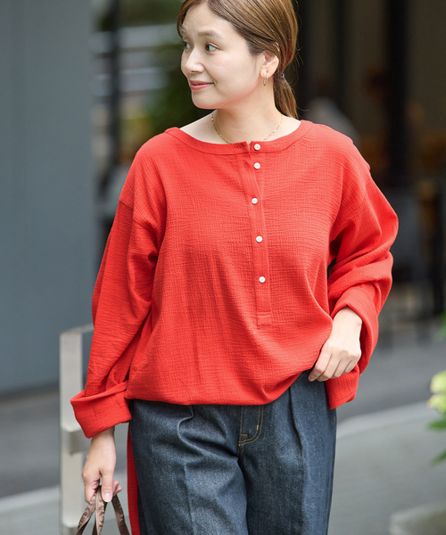 JOURNAL STANDARD（ジャーナルスタンダード）の「《追加》ソフトガーゼ2WAYビッグプルオーバー（シャツ/ブラウス・レディース・レッド/ブラウン/ブラック・FREE）」の16枚目の写真