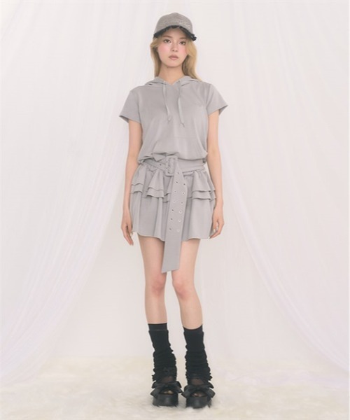 FickleBebe(フィクルベベ)の「ティアードフーディワンピース(ワンピース・レディース・グレー/ブラック・FREE)」の18枚目の写真