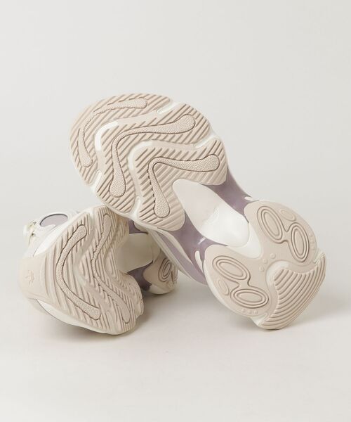 adidas(アディダス)の「オズヴィーナス / OZVENUZ Shoes / 厚底スニーカー / アディダスオリジナルス adidas Originals(スニーカー・レディース・ホワイト・28.0cm/27.5cm/27.0cm/26.5cm/26.0cm/25.5cm/25.0cm/22.5cm/22.0cm/24.5cm/24.0cm/23.5cm/23.0cm)」の3枚目の写真