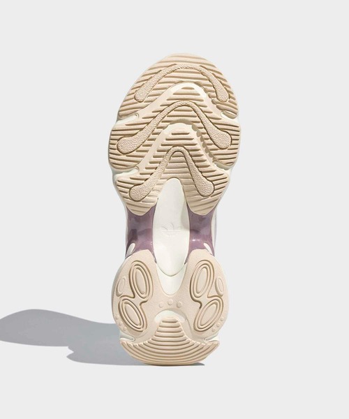 adidas(アディダス)の「オズヴィーナス / OZVENUZ Shoes / 厚底スニーカー / アディダスオリジナルス adidas Originals(スニーカー・レディース・ホワイト・28.0cm/27.5cm/27.0cm/26.5cm/26.0cm/25.5cm/25.0cm/22.5cm/22.0cm/24.5cm/24.0cm/23.5cm/23.0cm)」の5枚目の写真
