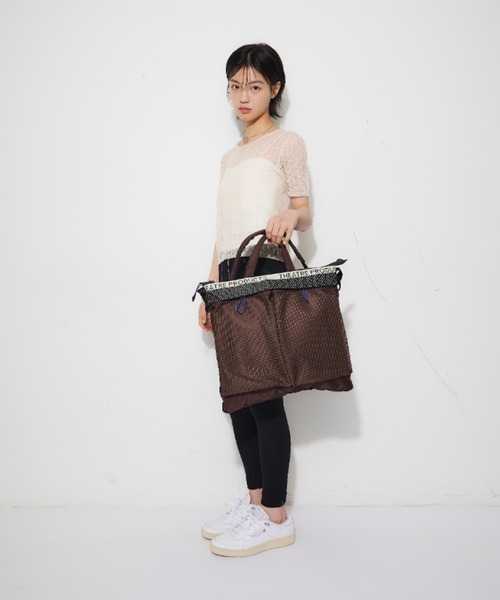 THEATRE PRODUCTS（シアタープロダクツ）の「ヘルメットバッグL（ショルダーバッグ・レディース・ベージュ/ブラック/ブラウン・FREE）」の10枚目の写真