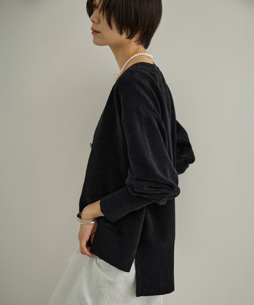 SALON adam et rope'(サロン アダム エ ロペ)の「【CreamyCotton (クリーミーコットン)】Vネックカーディガン / セットアップ対応(カーディガン/ボレロ・レディース・ブラック/オフホワイト/キャメル・FREE)」の18枚目の写真
