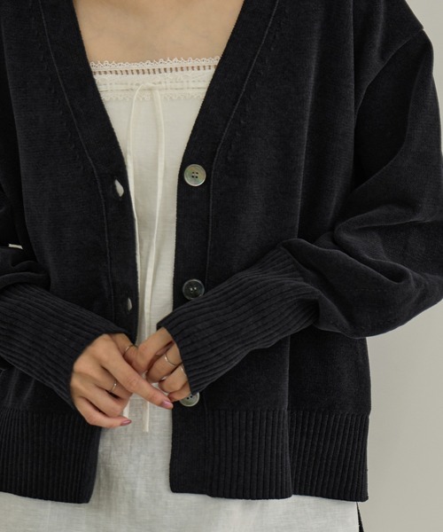 SALON adam et rope'(サロン アダム エ ロペ)の「【CreamyCotton (クリーミーコットン)】Vネックカーディガン / セットアップ対応(カーディガン/ボレロ・レディース・ブラック/オフホワイト/キャメル・FREE)」の8枚目の写真