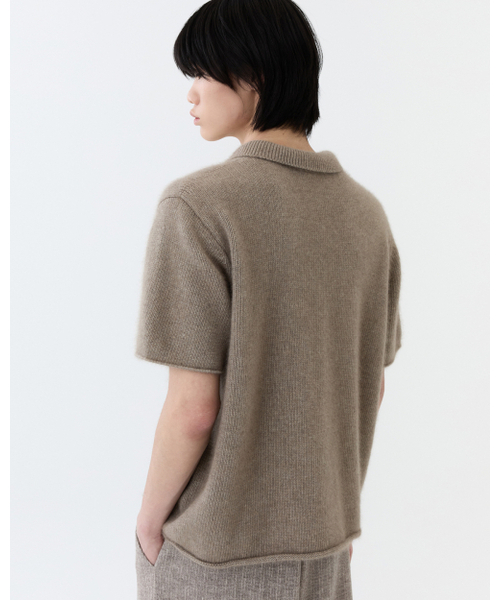 THEENDQUESTION(ジエンドクエスチョン)の「Raccoon collar knit top / DARK BEIGE(ニット/セーター・レディース・その他・1/2)」の8枚目の写真