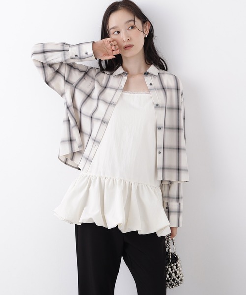 N.(N. Natural Beauty Basic)(エヌエヌナチュラルビューティーベーシック)の「チェックショートシャツ(シャツ/ブラウス・レディース・ベージュ系その他/ホワイト系その他/ネイビー系・フリ-)」の2枚目の写真