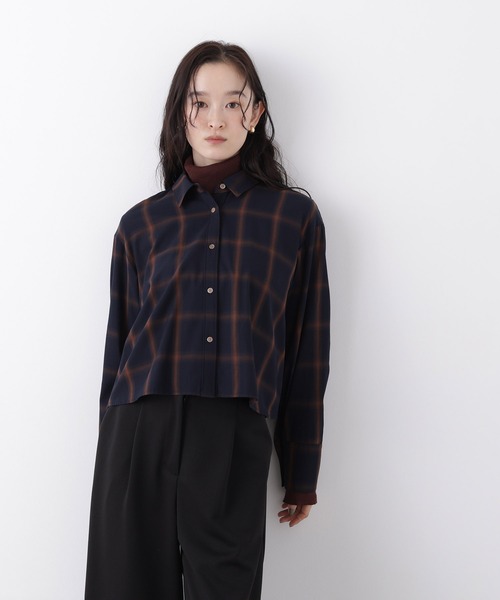 N.(N. Natural Beauty Basic)(エヌエヌナチュラルビューティーベーシック)の「チェックショートシャツ(シャツ/ブラウス・レディース・ベージュ系その他/ホワイト系その他/ネイビー系・フリ-)」の21枚目の写真