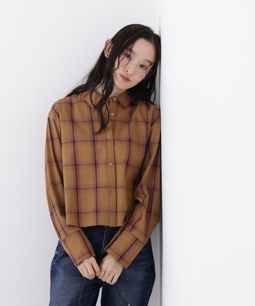 N.(N. Natural Beauty Basic)(エヌエヌナチュラルビューティーベーシック)の「チェックショートシャツ(シャツ/ブラウス・レディース・ベージュ系その他/ホワイト系その他/ネイビー系・フリ-)」の17枚目の写真