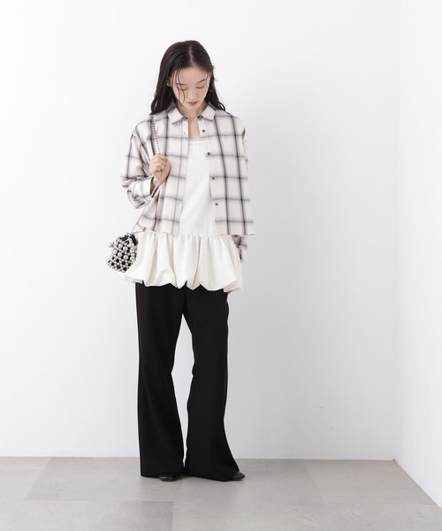 N.(N. Natural Beauty Basic)(エヌエヌナチュラルビューティーベーシック)の「チェックショートシャツ(シャツ/ブラウス・レディース・ベージュ系その他/ホワイト系その他/ネイビー系・フリ-)」の5枚目の写真