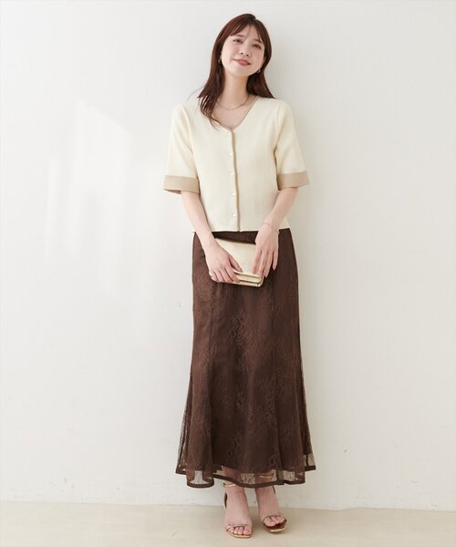 natural couture(ナチュラルクチュール)の「袖口カフス付き配色Vネックカーデ(カーディガン/ボレロ・レディース・ネイビー/ベージュ/チャコールグレー/オフホワイト・FREE)」の11枚目の写真
