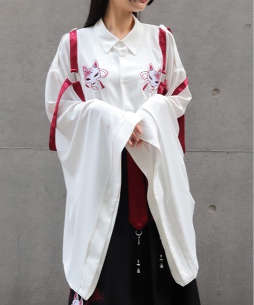 REZEN(リゼン)の「狐面刺繍和袖シャツ(シャツ/ブラウス・メンズ・ライトグレー/ブラック/ローズ・LARGE/MEDIUM)」の3枚目の写真