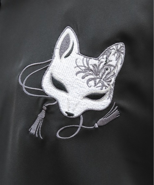 REZEN(リゼン)の「狐面刺繍和袖シャツ(シャツ/ブラウス・メンズ・ライトグレー/ブラック/ローズ・LARGE/MEDIUM)」の6枚目の写真