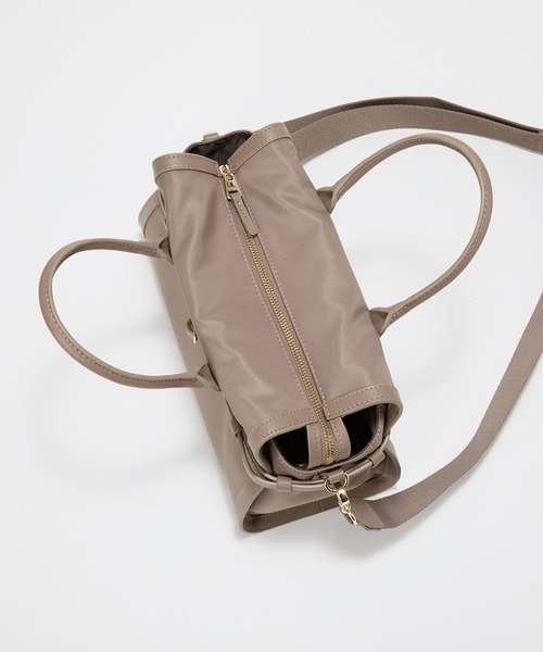 Breath TOPKAPI(ブレストプカピ)の「【Breath TOPKAPI】STRIA ストリア ナローベルト ナイロン トートバッグ S / 撥水(トートバッグ・レディース・ブラック/グレイッシュベージュ・FREE)」の16枚目の写真