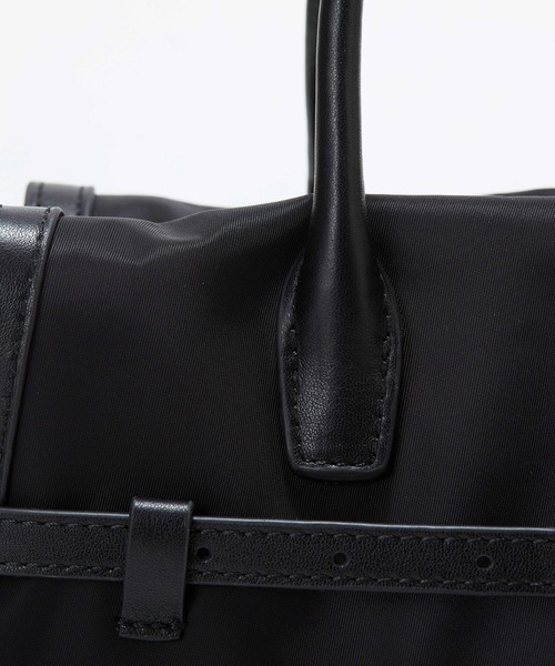 Breath TOPKAPI(ブレストプカピ)の「【Breath TOPKAPI】STRIA ストリア ナローベルト ナイロン トートバッグ S / 撥水(トートバッグ・レディース・ブラック/グレイッシュベージュ・FREE)」の22枚目の写真