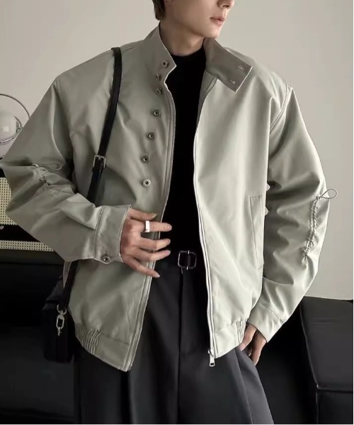 DOUBLE STEAL(ダブルスティール)の「DSミニマルスタンドカラージャケット(その他アウター・メンズ・グレー/ブラック・X-LARGE/LARGE/MEDIUM)」の1枚目の写真