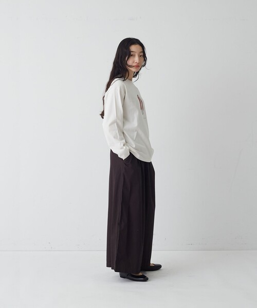 conges payes ADIEU TRISTESSE(コンジェ ペイエ アデュートリステス)の「《ナガノチサトさんコラボ》ロングスリーブTシャツ(Tシャツ/カットソー・レディース・オフホワイト/チャコールグレー/グレー・FREE)」の11枚目の写真