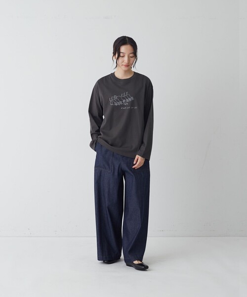 conges payes ADIEU TRISTESSE(コンジェ ペイエ アデュートリステス)の「《ナガノチサトさんコラボ》ロングスリーブTシャツ(Tシャツ/カットソー・レディース・オフホワイト/チャコールグレー/グレー・FREE)」の14枚目の写真
