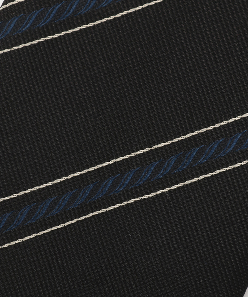 EDIFICE（エディフィス）の「Holliday & Brown(ホリデー & ブラウン) Spiral Stripe Tie（ネクタイ・メンズ・ブラック/ブラウン/ネイビー・FREE）」の8枚目の写真