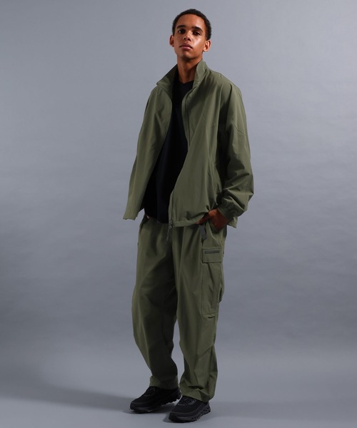 NUMERALS（ヌメラルズ）の「[NUMERALS]FREE MOVEMENT STRETCH RIPSTOP BLOUSON（ブルゾン・メンズ・オリーブ/ブラック/グレー・MEDIUM/LARGE）」の17枚目の写真