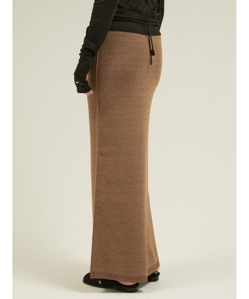 LA PEAU DE GEM(ラポドゥジェム)の「シルエットニットスカート / 【 LA PEAU DE GEM 】 silhouette knit skirt(スカート・レディース・チャコールグレー/キャメル・SMALL/MEDIUM)」の18枚目の写真