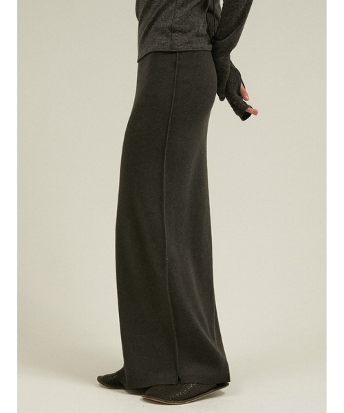 LA PEAU DE GEM(ラポドゥジェム)の「シルエットニットスカート / 【 LA PEAU DE GEM 】 silhouette knit skirt(スカート・レディース・チャコールグレー/キャメル・SMALL/MEDIUM)」の13枚目の写真